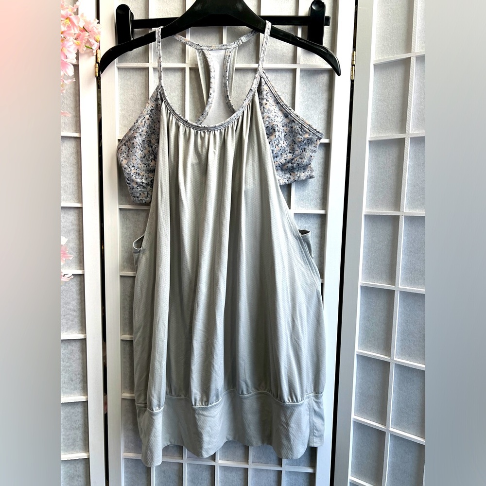 Lululemon sports tank